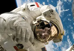 La NASA investigará la viabilidad de desarrollar un escáner corporal que, en un plazo de horas, produzca un traje espacial hecho a medida. Foto: Pixabay.