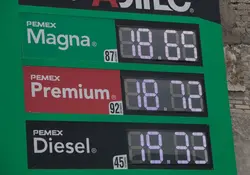¿Necesitas ir a cargar combustible para tu auto?, aquí te decimos las 5 estaciones con los precios más elevados, específicamente en la Ciudad de México. Foto: Cuartoscuro 