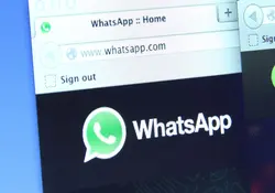Pantalla de una computadora en el sitio de WhatsApp 