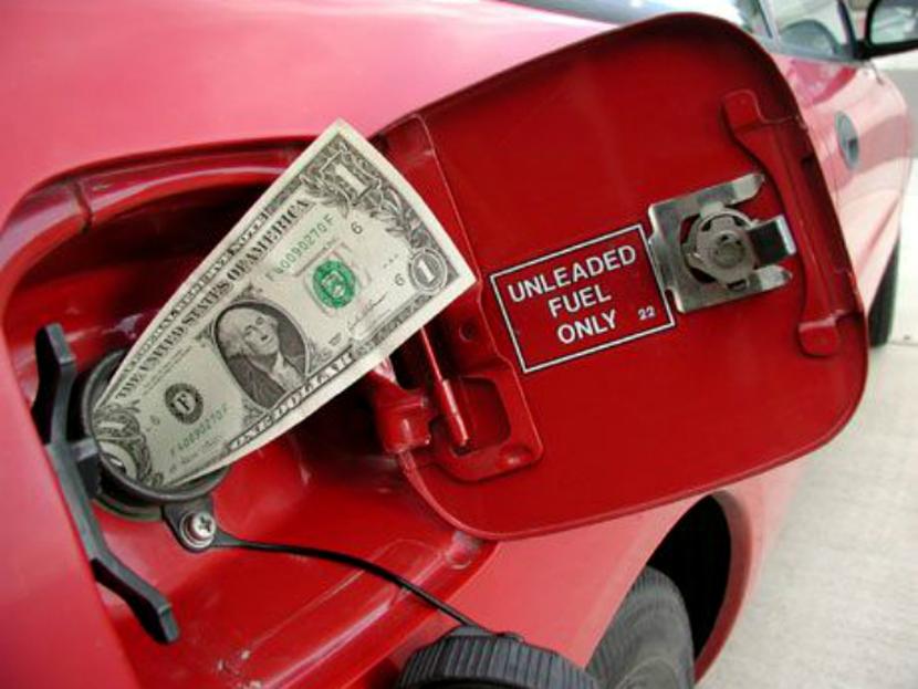 Los precios más bajos de la gasolina en el mundo 
