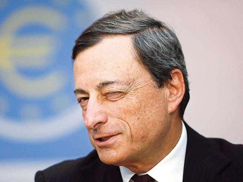 El presidente del BCE, Mario Draghi, comentó que la política monetaria expansiva seguirá por varios meses. Foto: Reuters