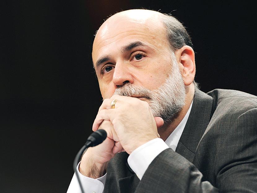 La Reserva Federal, que encabeza Ben Bernanke, iniciaría con un recorte  de 15 mil millones de dólares, según los analistas. 