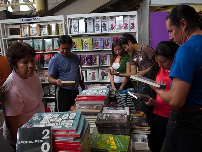 Te presentamos las ofertas literarias que destacaron esta semana entre los estantes de las librerías en el país. Foto: Cuartoscuro