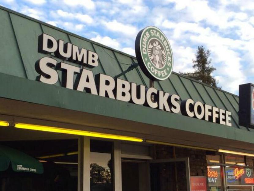 La tienda es una parodia de la popular cadena de cafés. Foto: @smedlee
