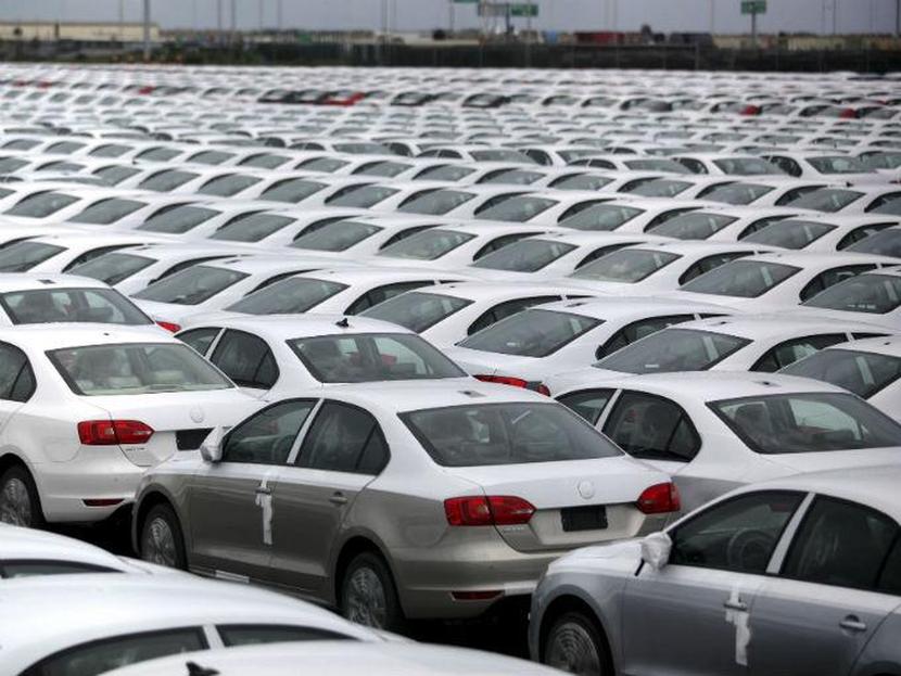 México exporta la mayor parte de los autos que fabrica a Estados Unidos. Foto: AP