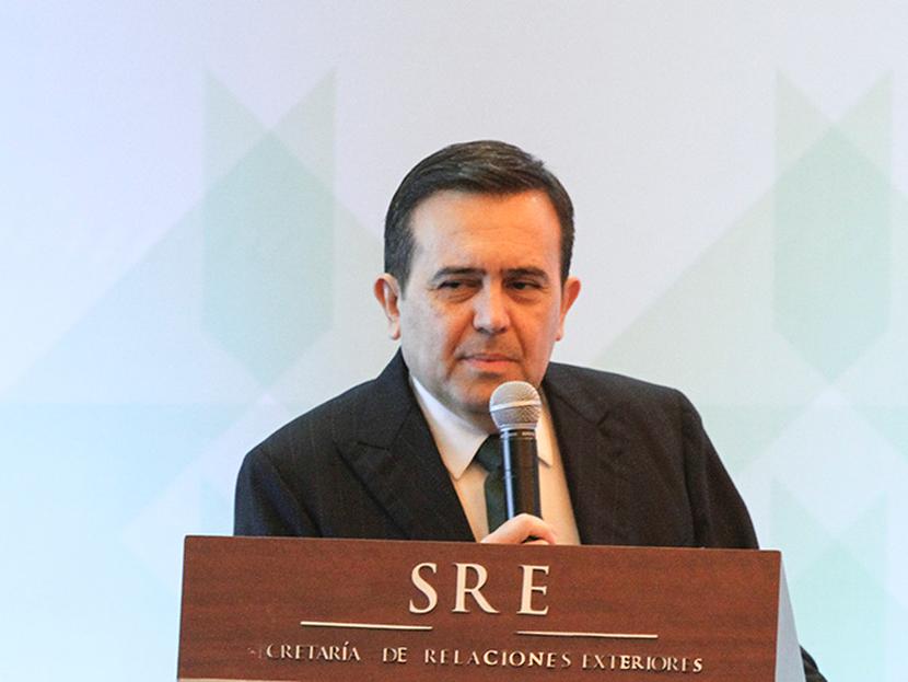 El secretario de Economía reiteró que el crecimiento de México será de 2.7 por ciento en 2014. Foto: Cuartoscuro