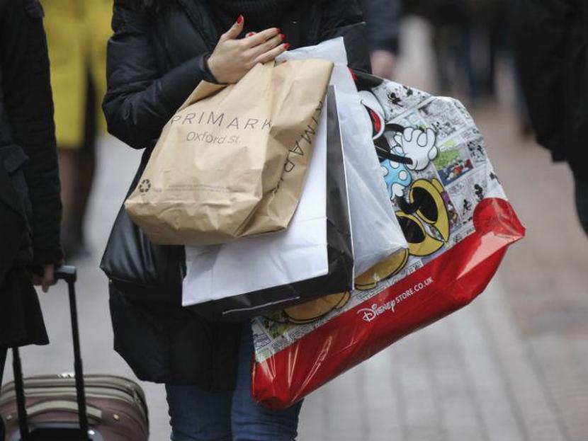 El Departamento de Comercio dijo el viernes que el gasto del consumidor creció un 0.4 por ciento. Foto: Getty
