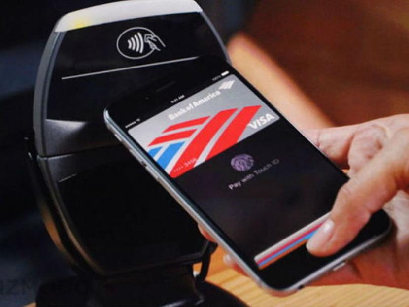 Apple Pay funciona añadiendo un medio de pago electrónico como una tarjeta de débito o crédito a la aplicación y tan sólo es necesario tomar una foto para hacerlo. Foto: Especial