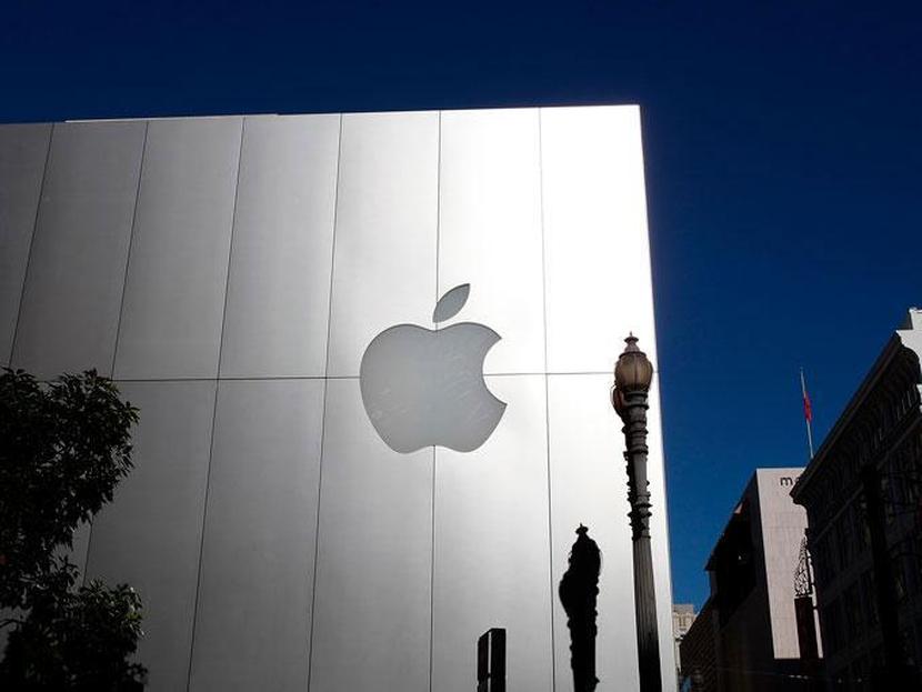Una jueza de Estados Unidos dio el viernes la aprobación final al acuerdo de Apple Inc de pagar 450 millones de dólares para resolver demandas de consumidores. Foto: Getty