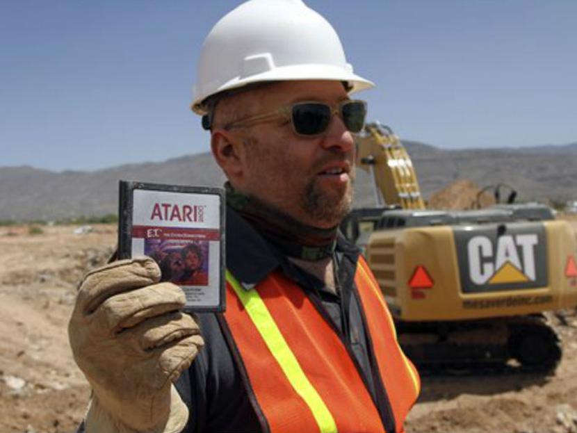 Los juegos eran parte de 800 cartuchos de Atari enterrados hace más de 30 años. Foto: AP.