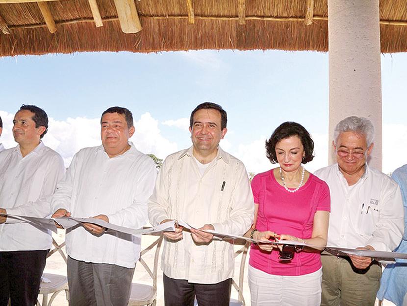 Inauguración de la segunda etapa del complejo turístico “AAK-BAL Campeche, Marina, Golf &All Suite Resort”. Foto: Especial