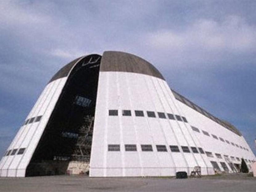 Google renta hangar de la NASA para investigación espacial. Foto Especial