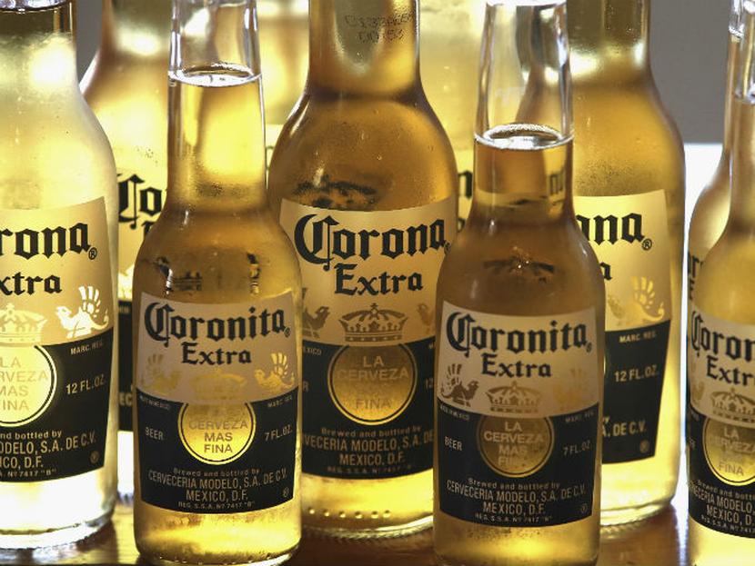 En México la marca más valiosa es Corona, con un valor de ocho mil 25 millones de dólares. Foto: Especial.