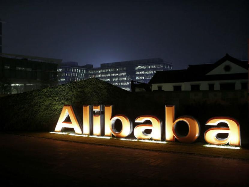 Las acciones de Alibaba caían un 10.34 por ciento, a 88.27 dólares. Foto: Reuters