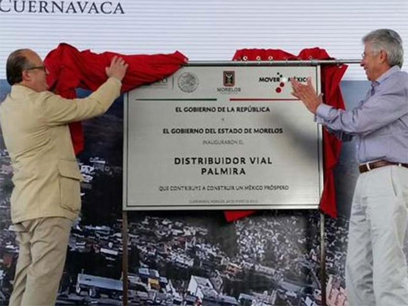 El funcionario federal detalló que el distribuidor Vial Palmira tiene una longitud de 1.4 kilómetros y se construyó con una inversión de 403 millones de pesos. Foto: Gob. Morelos
