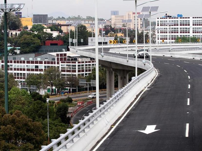 La Secretaría trabaja para impulsar la infraestructura del país y alcanzar la meta de construir, al menos, 46 autopistas nuevas. Foto: Especial.