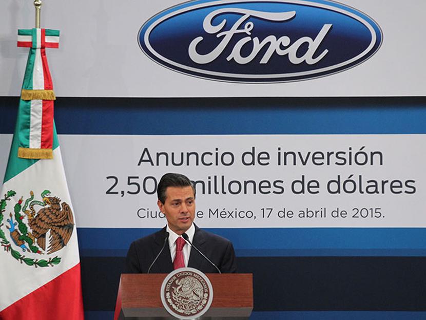 Enrique Peña Nieto resaltó que México pasó de ser el octavo, al séptimo productor de automóviles y cuarto exportador en el mundo. Foto: Notimex