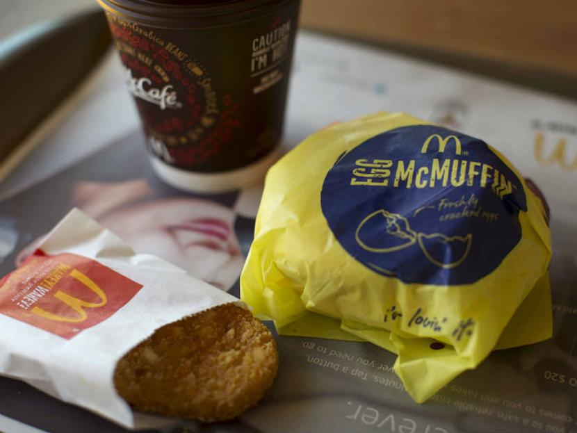 Las ventas en los restaurantes de McDonald's abiertos en Estados Unidos hace por lo menos 13 meses subieron un 5.7 por ciento. Foto: Reuters