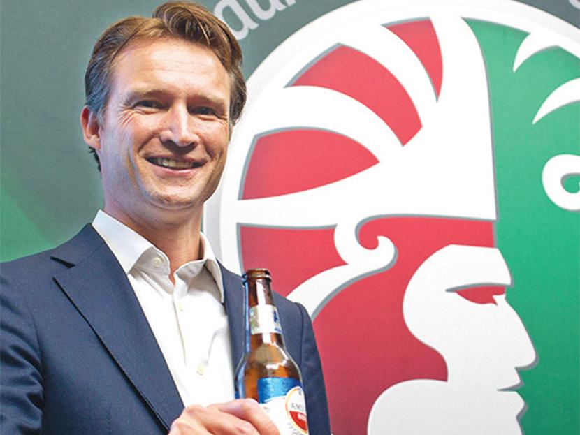 Dolf van den Brink, CEO de Heineken, dijo que México representa 16% del volumen de ventas a escala global.  Foto: Eduardo Jiménez