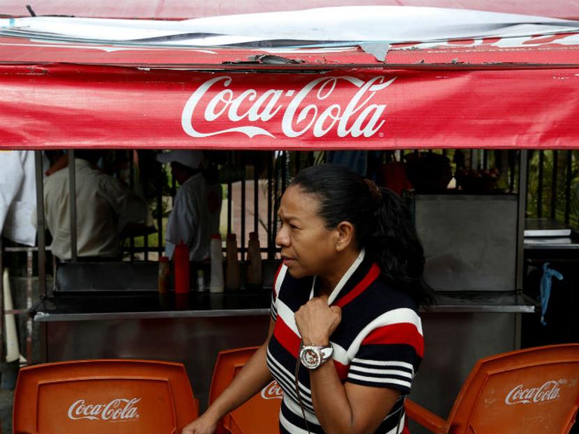 KOF, una sociedad entre la mexicana FEMSA y The Coca-Cola Co, opera las cuatro plantas del sistema en Venezuela. Foto: Reuters