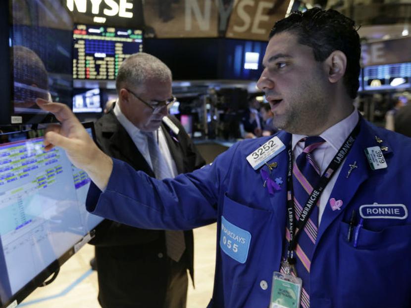 El índice S&P 500 ganaba 1.83 puntos, o un 0.09%, a 2,048.44 unidades. Foto: AP