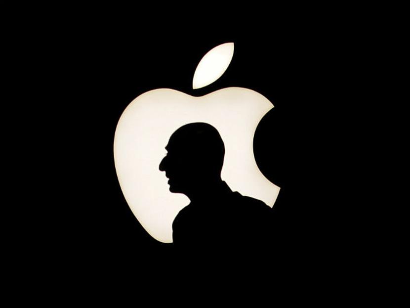 Apple informó que vendió 40.4 millones de iPhones en el tercer trimestre, más que el promedio de pronósticos de analistas. Foto: Especial