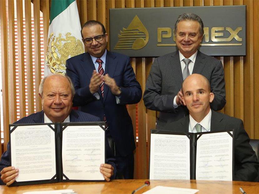 Este acuerdo fue firmado por el director general de Pemex, José Antonio González Anaya y el secretario general del Comite Ejecutivo General del STPRM. Foto: @Pemex