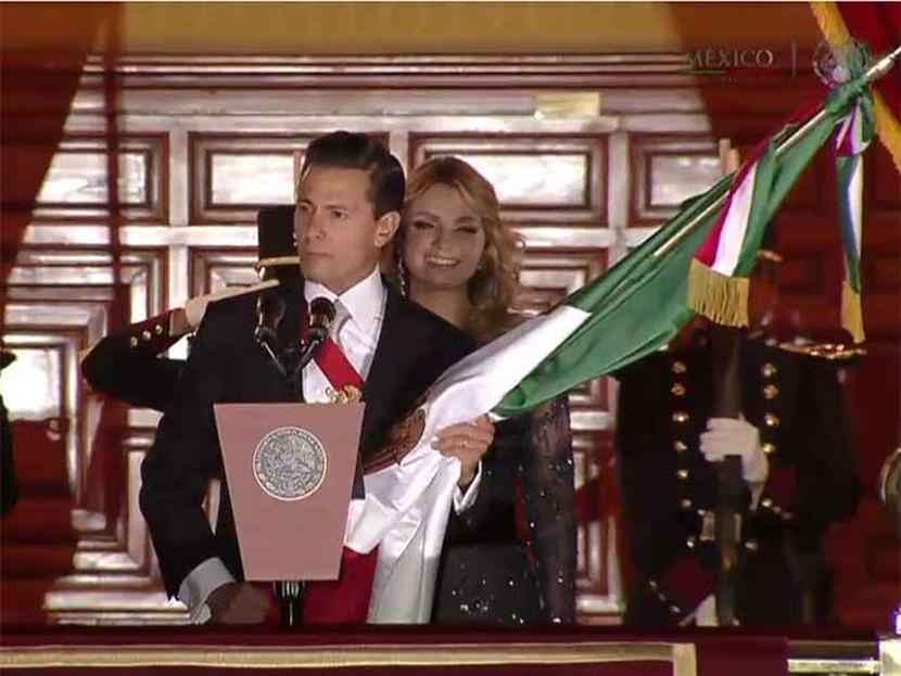Peña Nieto da el Grito de Independencia en Palacio Nacional. Foto: Captura 
