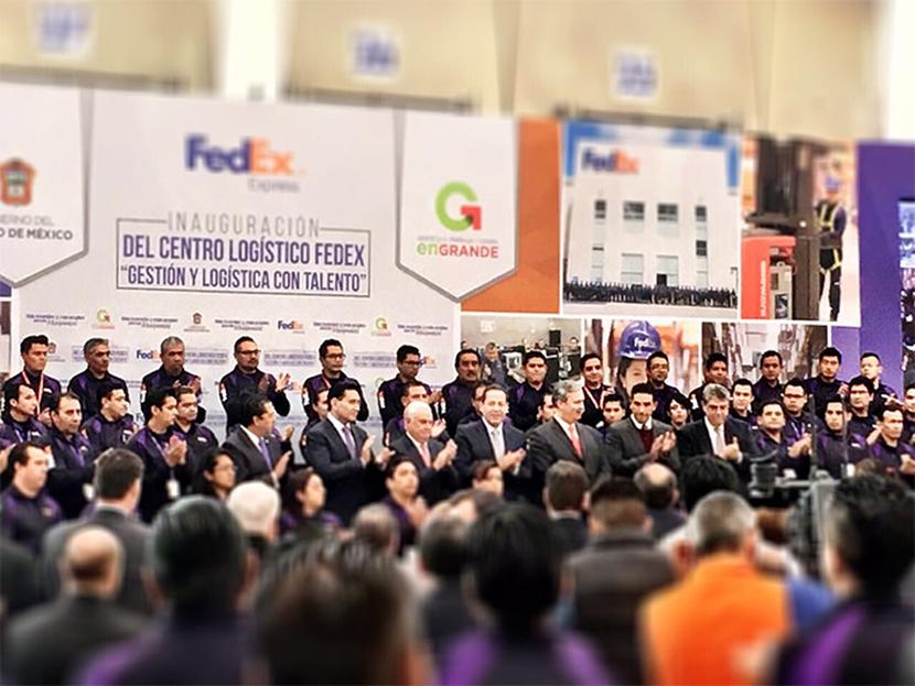 Eruviel Ávila participó en la inauguración del Centro Logístico de la empresa FedEx en Cuatititlán Izcalli. Foto: Twitter @eruviel_avila 