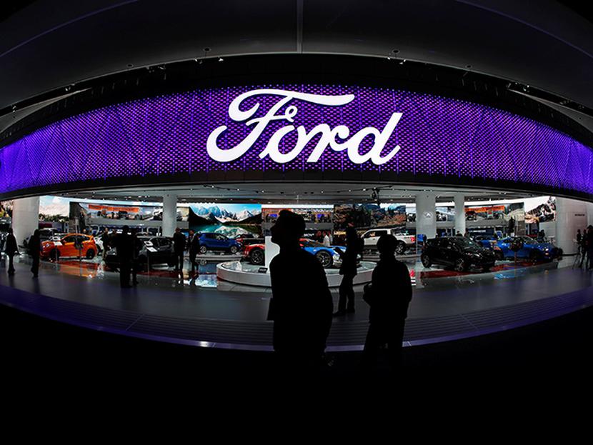 El presidente del Consejo de Ford, Bill Ford, expresó que la automotriz “no respalda esta política o cualquier otra que vaya contra los valores de nuestra empresa”. Foto: Reuters