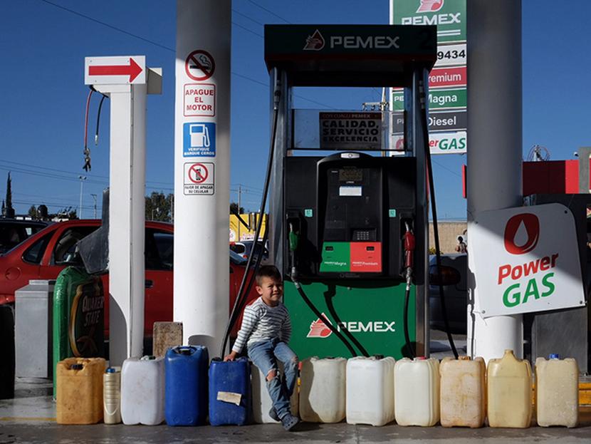 La Organización Nacional de Expendedores y Derivados del Petróleo (Onexpo) aseguró que en promedio el precio de las gasolinas en México es 45.46% más cara que en Estados Unidos. Foto: Archivo Cuartoscuro