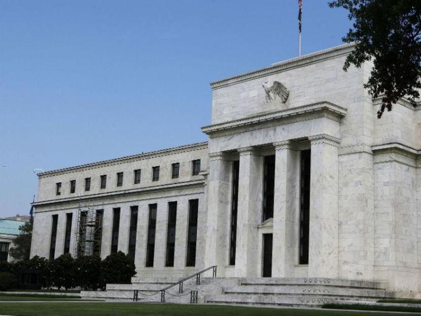 En diciembre, la Fed proyectó que subiría las tasas en tres ocasiones este año y hasta ahora sólidas lecturas sobre la economía han impulsado la confianza en varias autoridades del banco central. Foto: Reuters