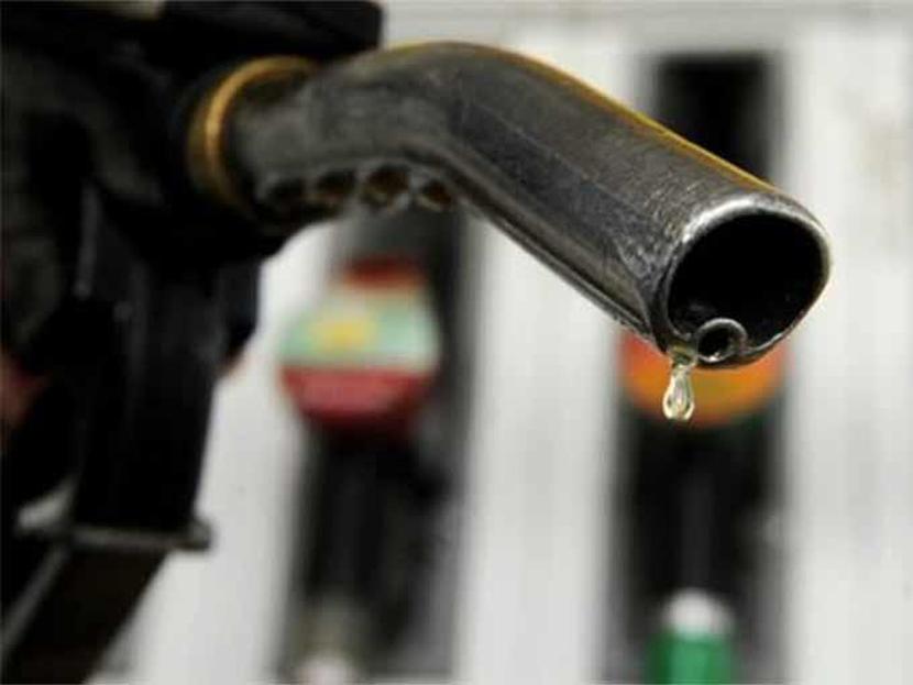 Los precios de los combustibles quedaron en promedio un centavo por debajo de su precio actual en las 90 regiones en las que se ha dividido al país. Foto: Archivo Cuartoscuro