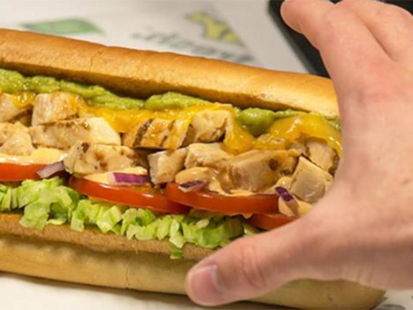 Subway difundió un comunicado en el que puso en duda la veracidad de la prueba y aseguraba que sus productos con pollo contienen un 1% o menos de proteína de soja. Foto: Subway