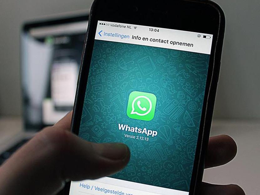 Además de retirar el soporte y la s actualizaciones de estos sistemas operativos móviles, WhatsApp también rechazará las conexiones que procedan de ellos. Foto: Pixabay