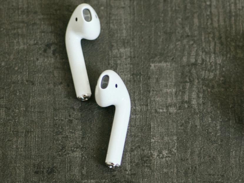 Los actuales EarPods y AirPods, audífonos que vienen con todos los móviles de Apple, están inspirados en un personaje de Star Wars. Foto: Foter.