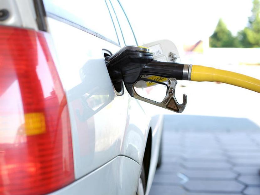 Al cierre del primer semestre del año, más de 64 por ciento de las gasolinas que se consumen en México ya provienen del extranjero. Foto: Pixabay