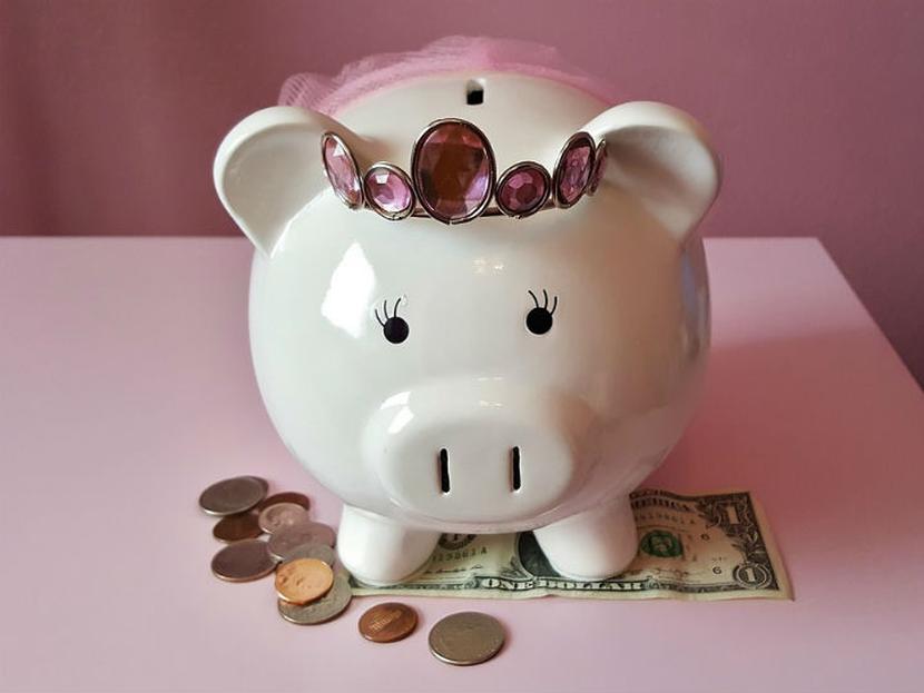 Gran parte de la población cree que invertir es tener los recursos en depósitos bancarios. Foto: Pixabay