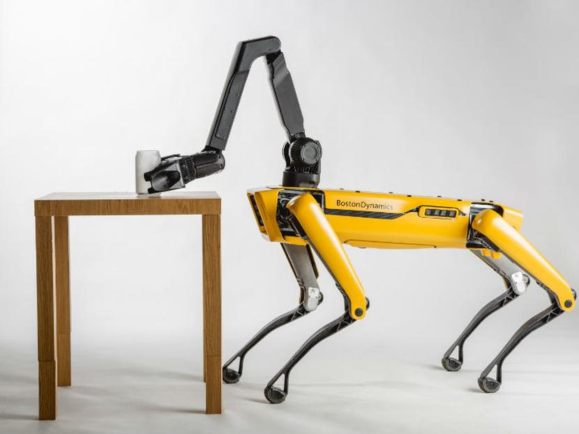 Boston Dynamics, conocida por sus videos de robots con patas que abren puertas o caminan por superficies irregulares, se prepara para vender algunos ejemplares. Foto: Boston Dynamics