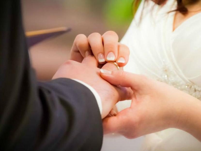 Casarse por el Registro Civil, además de económico es la manera de unir tu vida con quien amas de una manera legal. Foto: Especial
