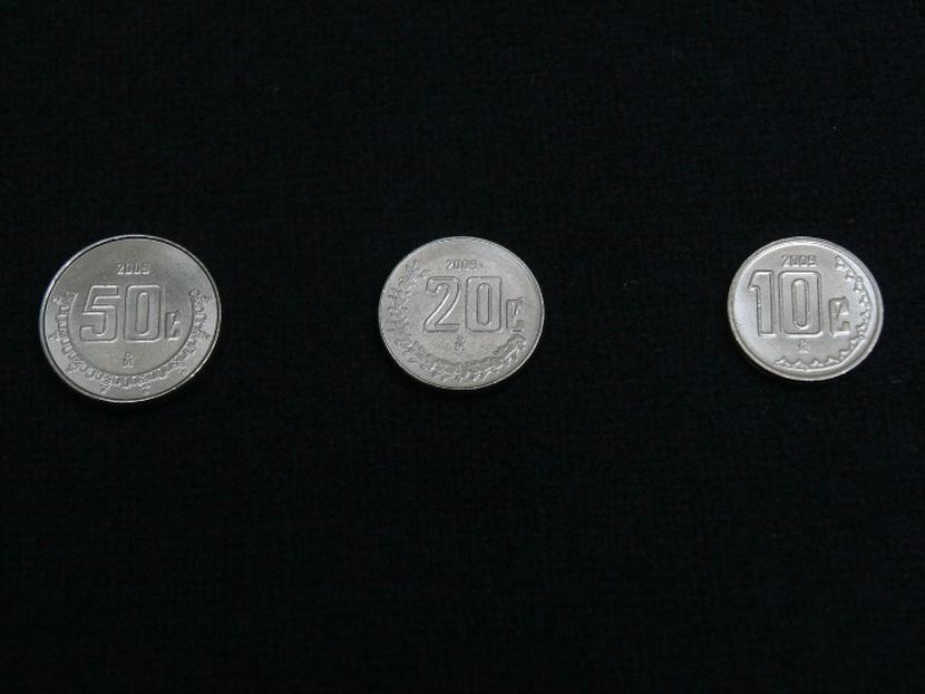 Si tienes muchas monedas de 10 y 20 centavos, hay una forma de cambiarlas por billetes u otras monedas de mayor denominación. Foto: Cuartoscuro.