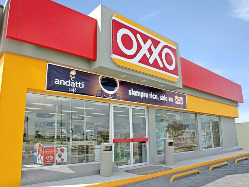 A diario, aproximadamente 11 millones de personas adquieren algún producto en Oxxo. Foto: Oxxo.