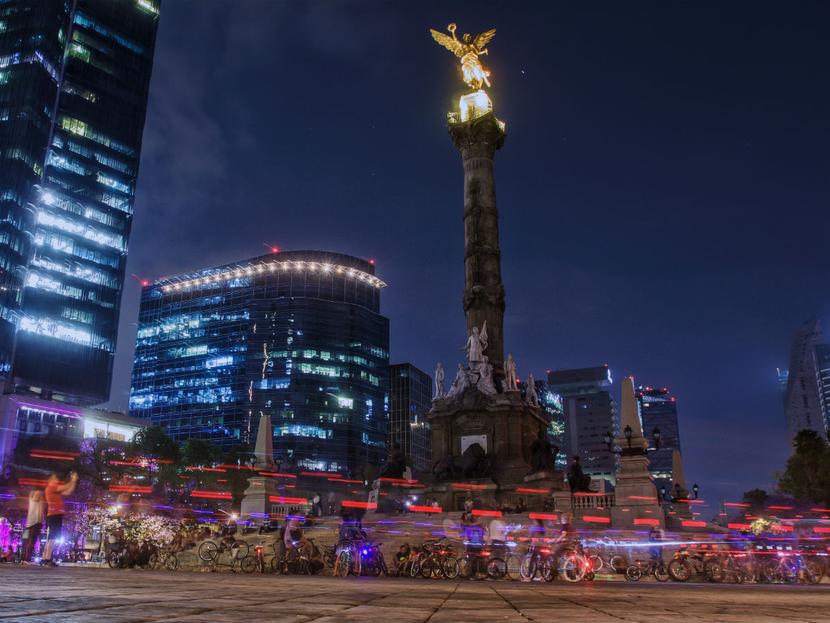 México ocupa el último lugar de la OCDE en materia de recaudación fiscal, debido a la evasión de impuestos. Foto: Pixabay