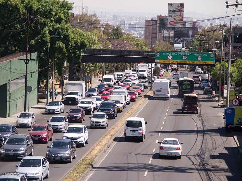 En el Estado de México se lleva a cabo un canje de placas para autos registrados en 2014 y 2015, y su costo es de 398 pesos.. Foto: Cuartoscuro