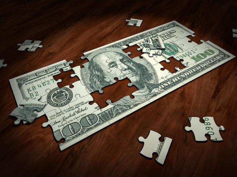 En dónde es mejor invertir tu dinero ¿en un banco o en bienes raíces? Foto: Pixabay