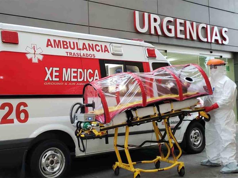 La donación es con la finalidad de proteger a los paramédicos de la Cruz Roja ante cualquier contagio de Covid-19. Foto: *@XEMedica