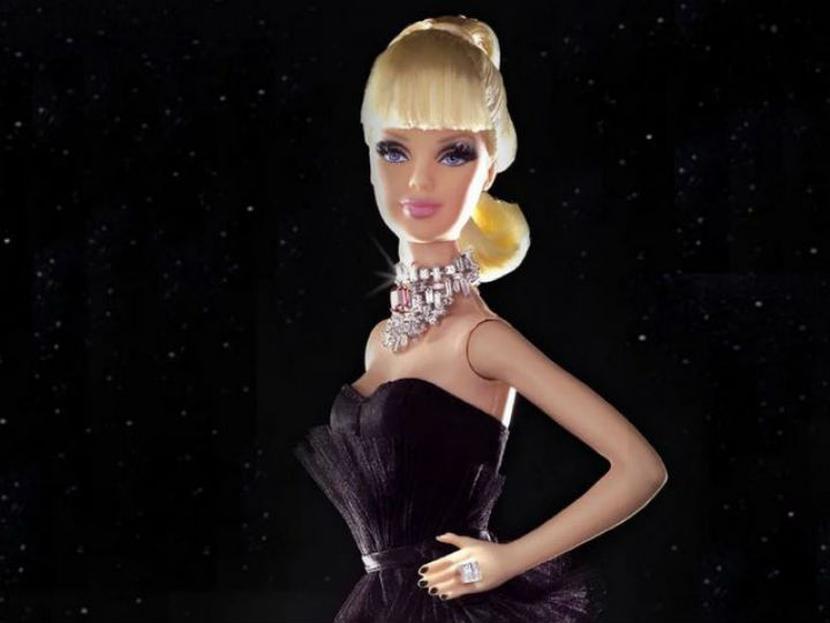 Mattel hizo un encargó especial al diseñador de alta joyería Stefano Canturi, lo cual dio vida a la Barbie más cara del mundo. Foto: *Mattel