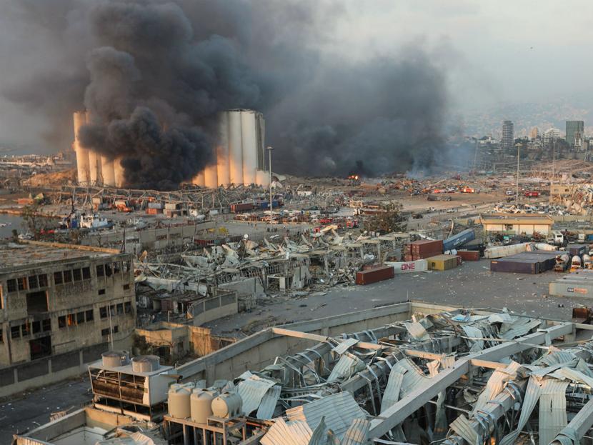 Las primeras investigaciones indican que la explosión de Beirut ocurrió por negligencia en el almacenamiento de material altamente explosivo. Foto: Reuters 