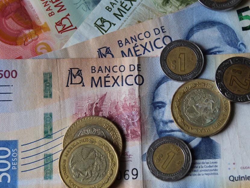 El combate a la evasión y elusión permitiría a México recaudar cerca de 1.4 billones de pesos adicionales, en una reforma fiscal que no implicaría elevar los impuestos, afirma el SAT. Foto: iStock 