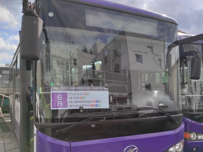 La gobierno de la CDMX busca unificar los letreros del transporte público con esta nueva medida. Foto: *GobCDMX